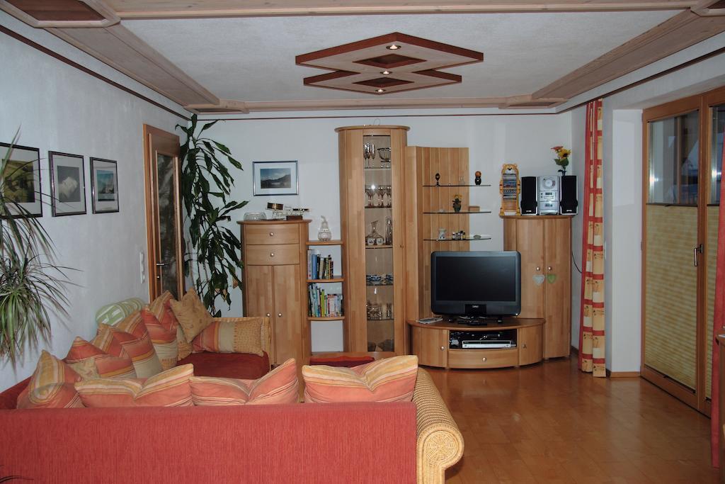 ミッタージルAm Waldrandアパートメント 部屋 写真