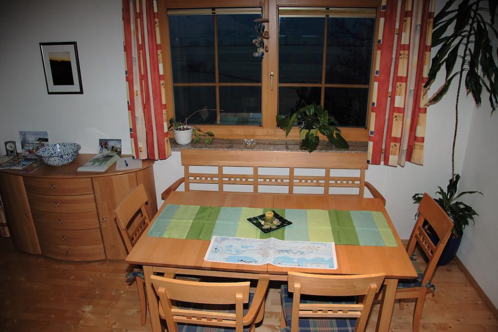 ミッタージルAm Waldrandアパートメント 部屋 写真