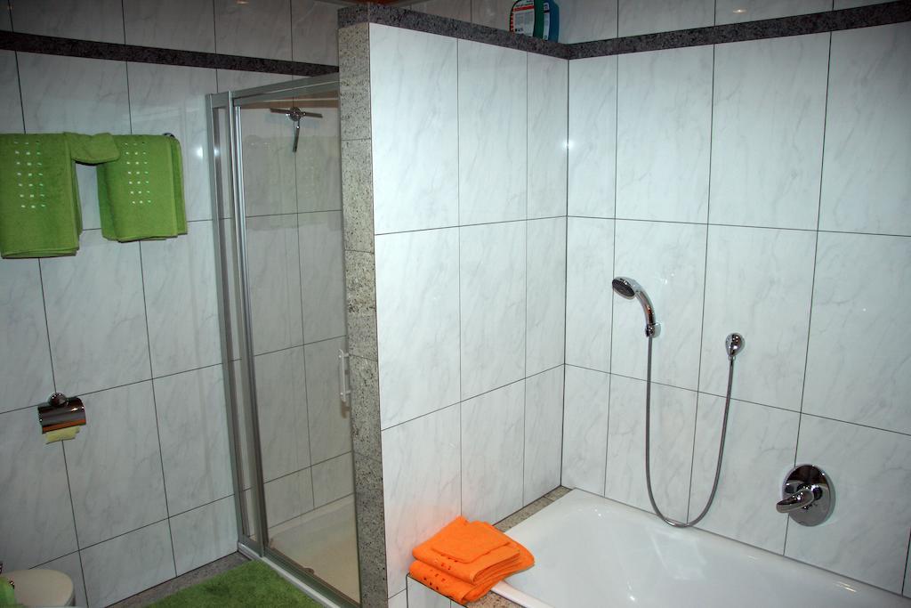 ミッタージルAm Waldrandアパートメント 部屋 写真